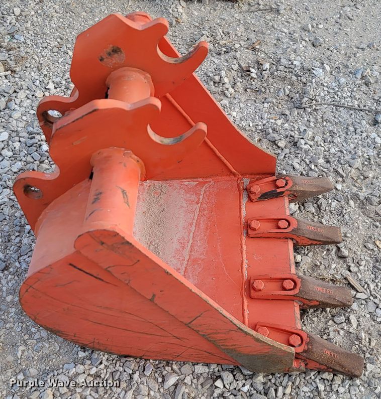 image for item KN9625 2020 Kubota B26  MFWD tractor