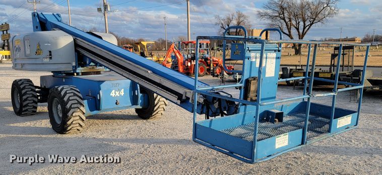 image for item KN9626 2001 Genie S-60  boom lift