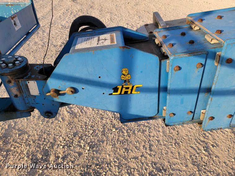 image for item KN9626 2001 Genie S-60  boom lift