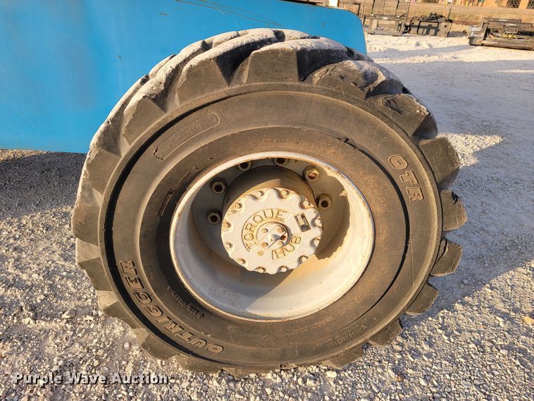 image for item KN9626 2001 Genie S-60  boom lift