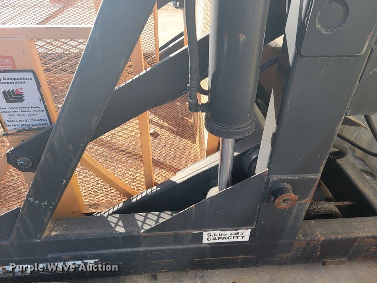 image for item KN9650 Speed Lift SL8000SDGRW  loading dock leveler