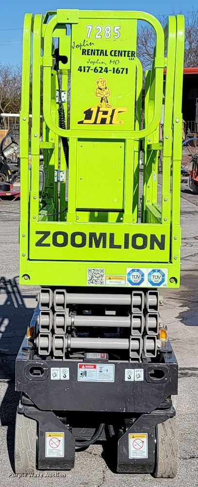 image for item KN9651 2021 Zoomlion ZS1930DC  scissor lift