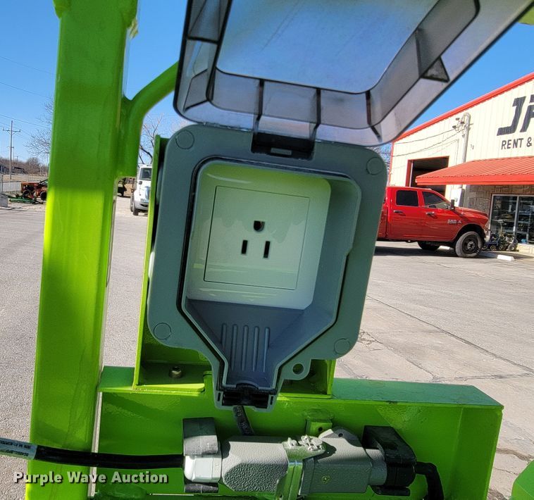 image for item KN9651 2021 Zoomlion ZS1930DC  scissor lift