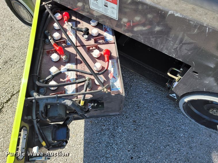 image for item KN9651 2021 Zoomlion ZS1930DC  scissor lift