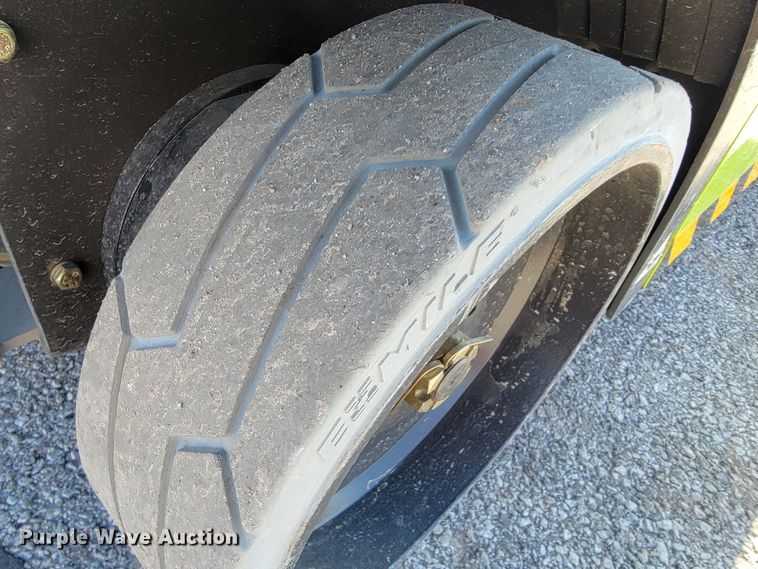 image for item KN9651 2021 Zoomlion ZS1930DC  scissor lift