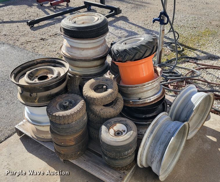 Tires and wheels in Joplin, MO Item KN9674 sold Purple Wave