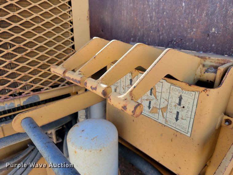 image for item KN9678 Neal DM6000  paver