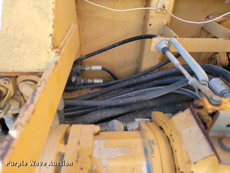 image for item KN9678 Neal DM6000  paver