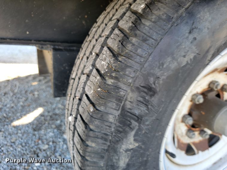 image for item KN9679 2016 PJ  tilt deck equipment trailer