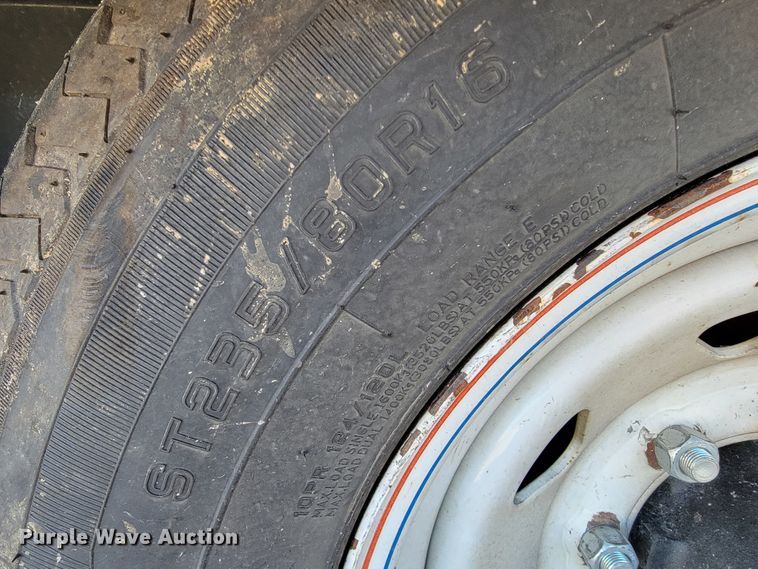 image for item KN9679 2016 PJ  tilt deck equipment trailer