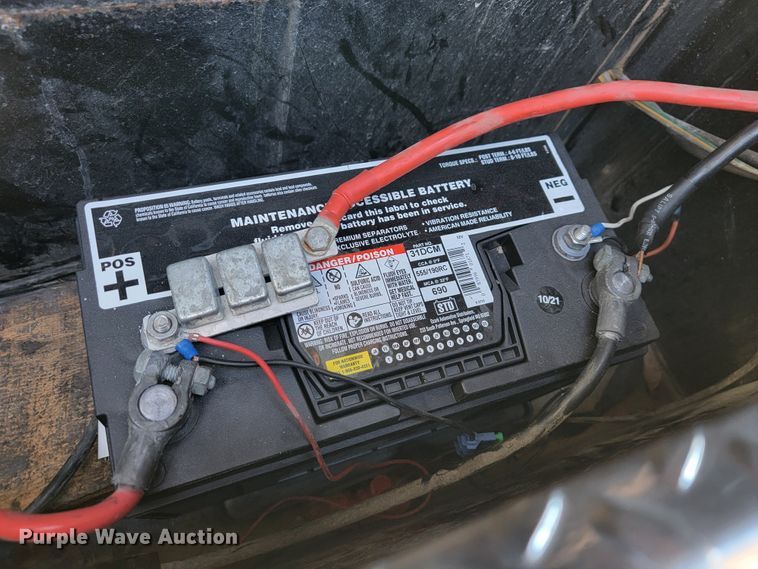 image for item KN9679 2016 PJ  tilt deck equipment trailer