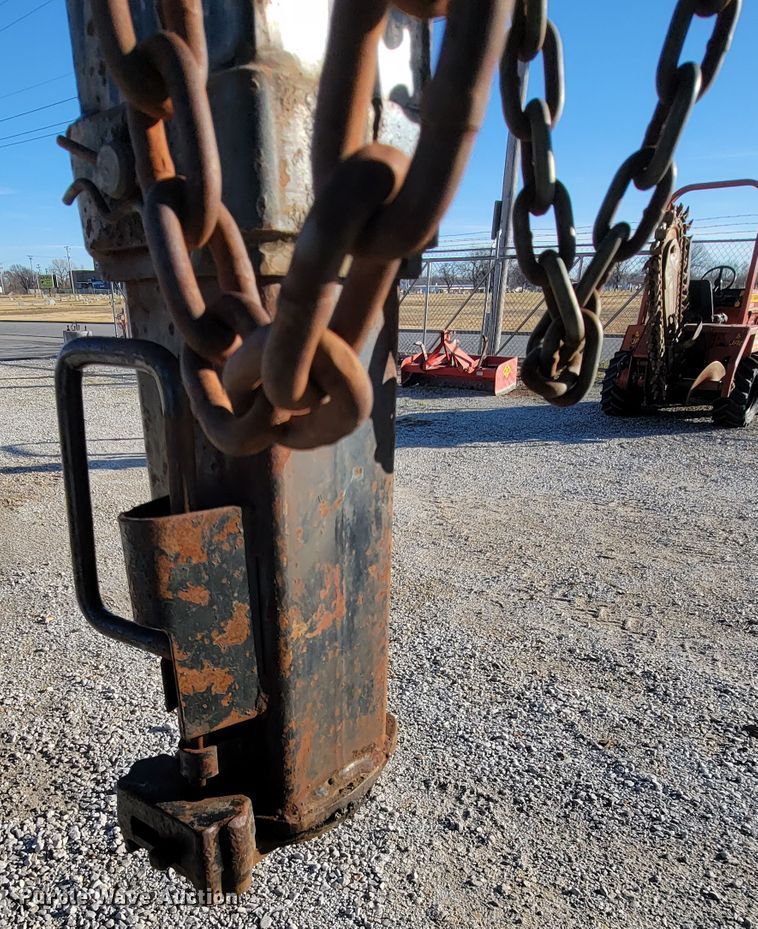 image for item KN9680 2009 Kaufman  Equipment trailer