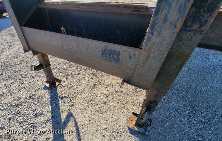 image for item KN9680 2009 Kaufman  Equipment trailer