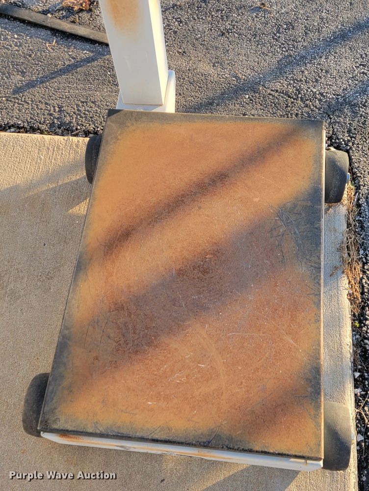 image for item KN9682 Propane fill station