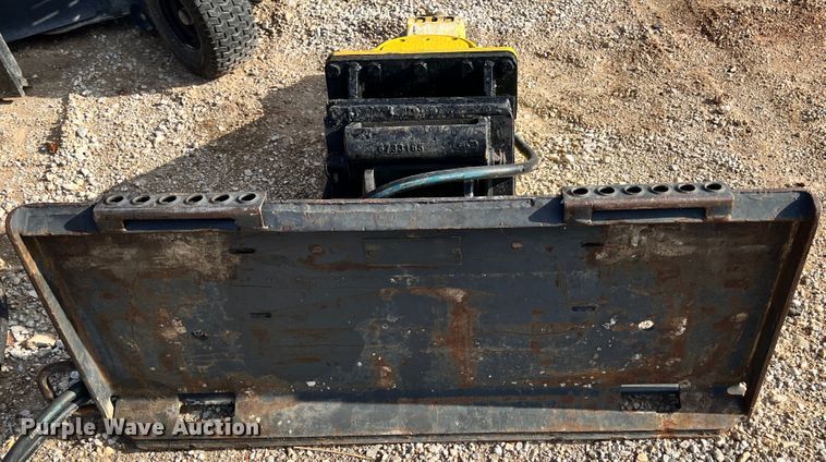 image for item KN9709 2012 Atlas Copco SBC410  breaker