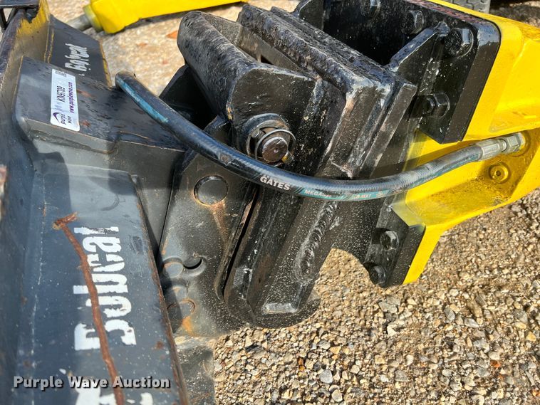 image for item KN9709 2012 Atlas Copco SBC410  breaker