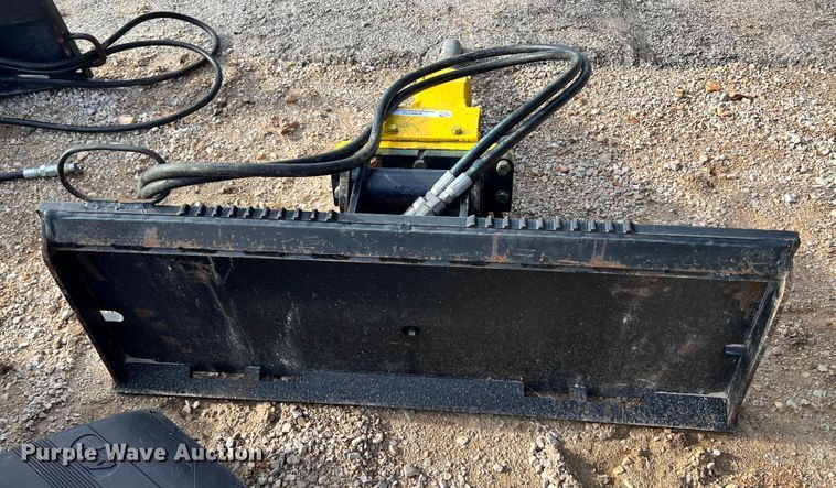 image for item KN9710 2012 Atlas Copco SBC410  breaker