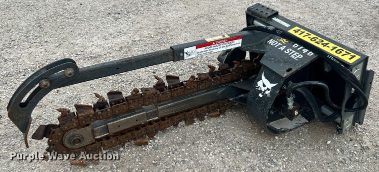image for item KN9713 2019 Bobcat LT113  compact utility loader trencher