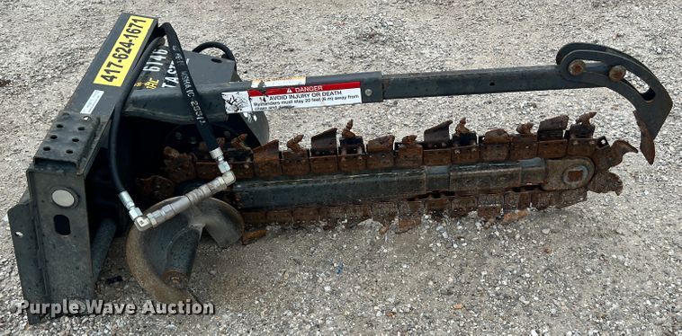 image for item KN9713 2019 Bobcat LT113  compact utility loader trencher