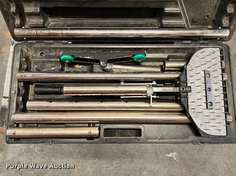 image for item KN9750 Carpet stretcher