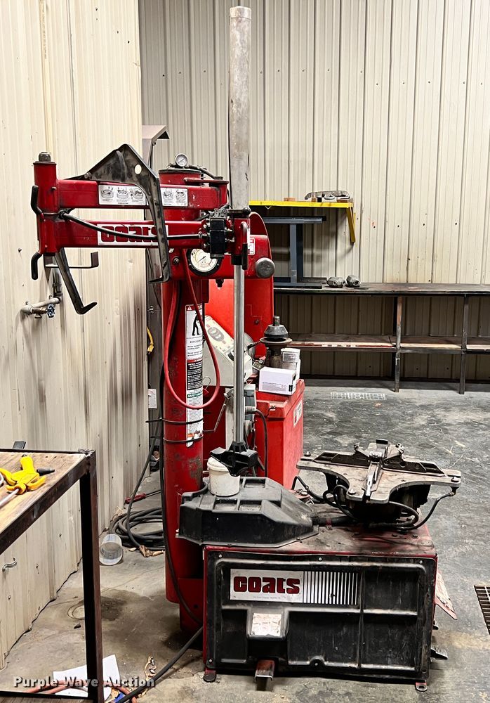 image for item KN9777 Coats 7060AX  tire machine