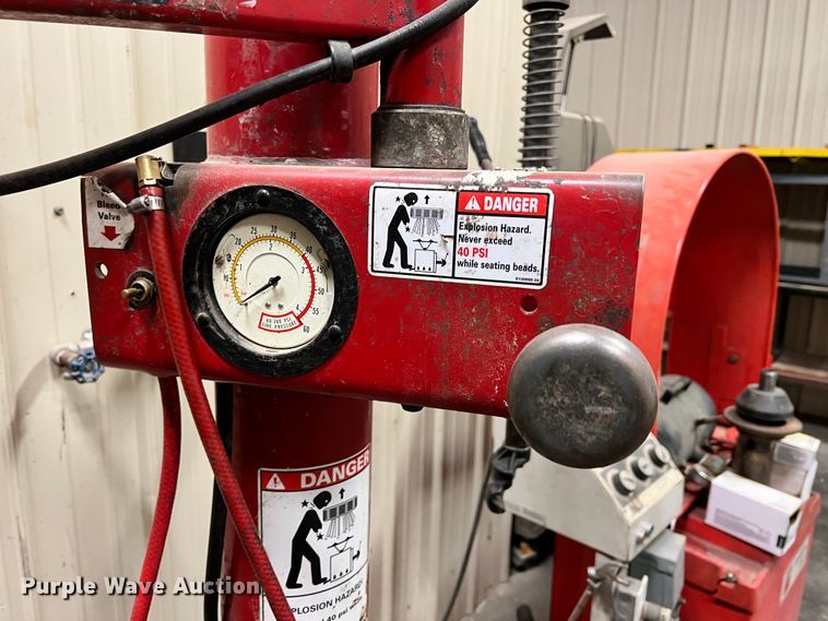 image for item KN9777 Coats 7060AX  tire machine