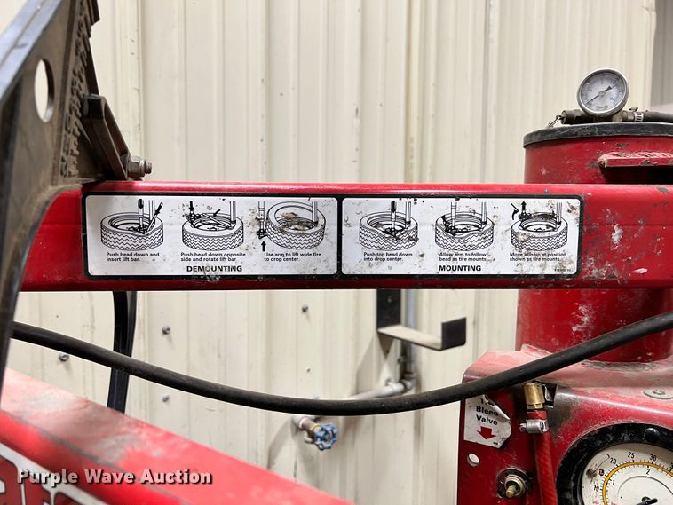 image for item KN9777 Coats 7060AX  tire machine