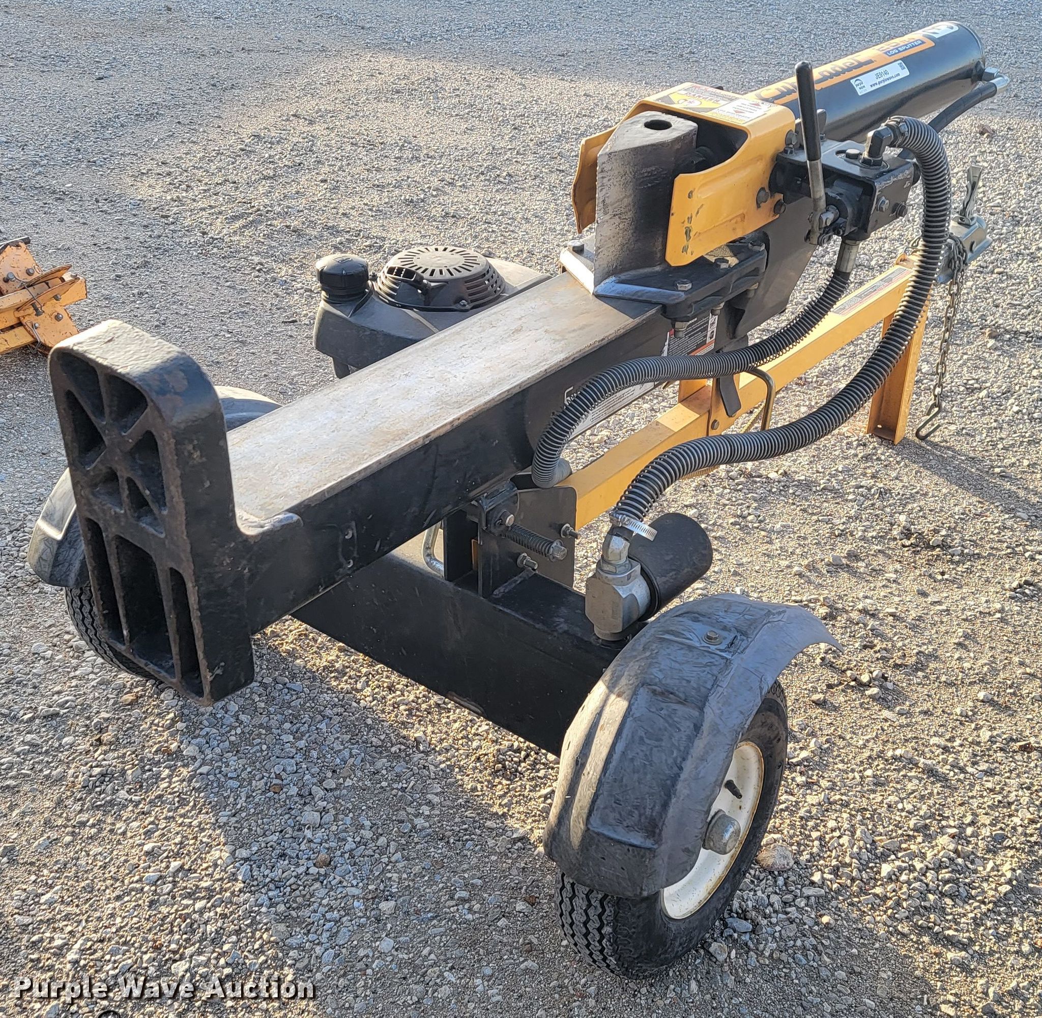 Cub Cadet log splitter in Joplin, MO Item JE9140 sold Purple Wave