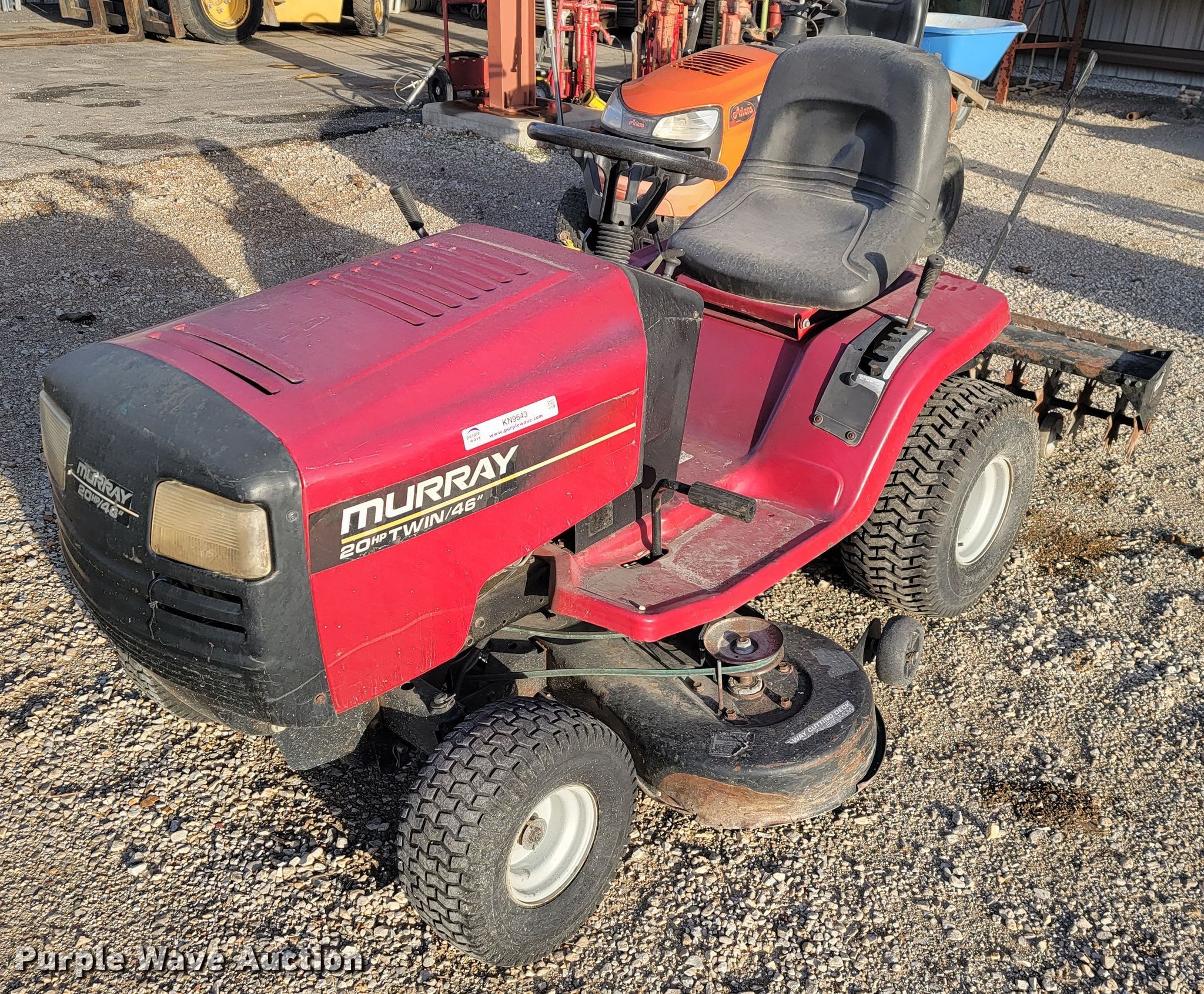 Murray lawn mower in Joplin, MO Item KN9643 sold Purple Wave