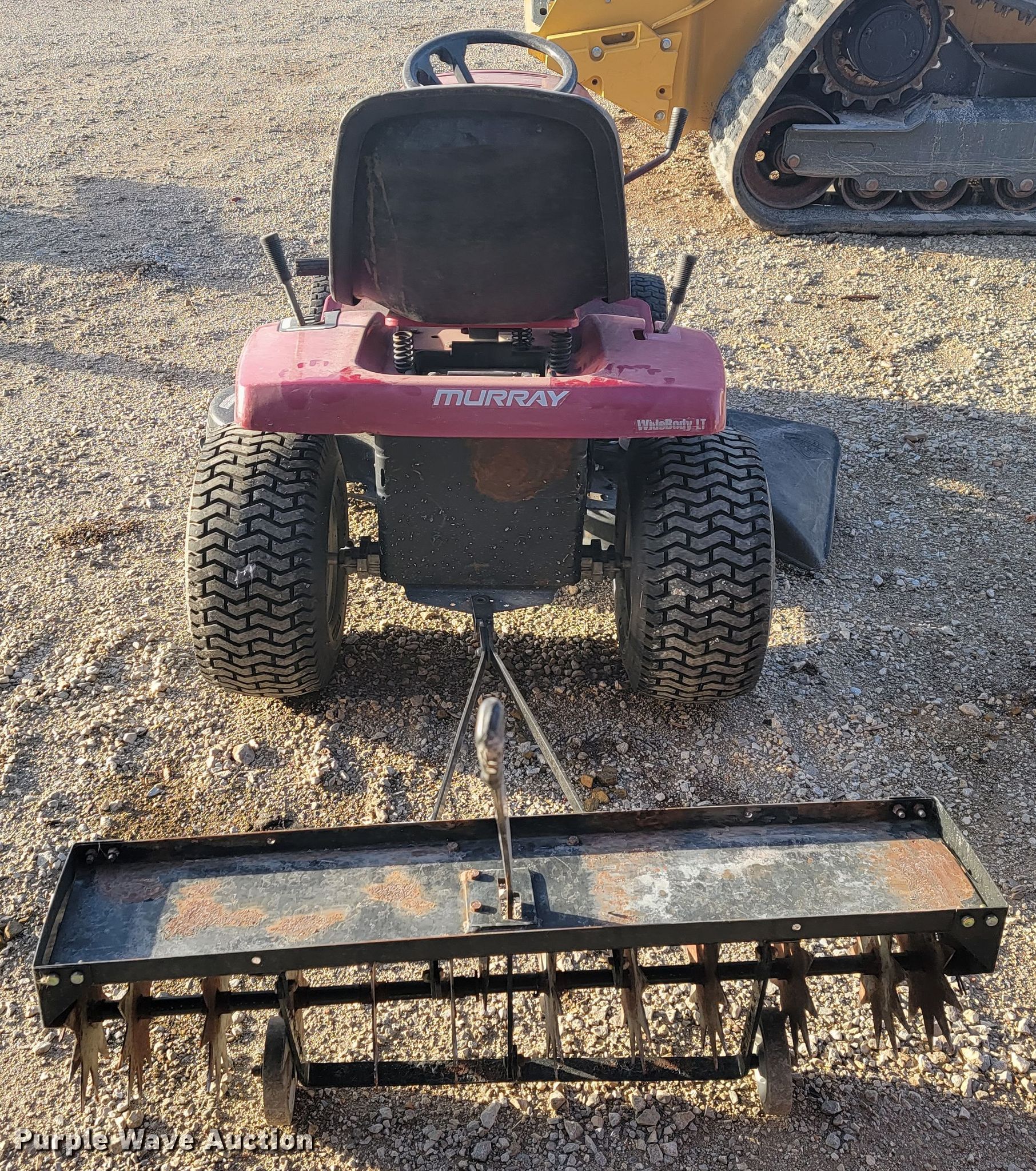 Murray lawn mower in Joplin, MO Item KN9643 sold Purple Wave