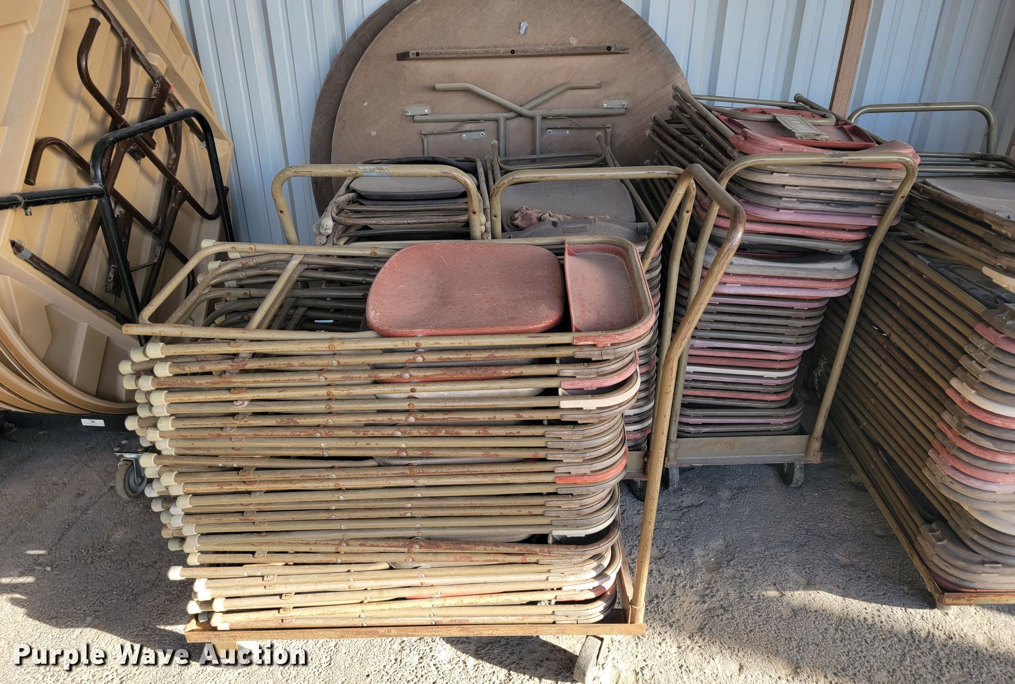 Furniture in Joplin, MO Item KN9644 sold Purple Wave