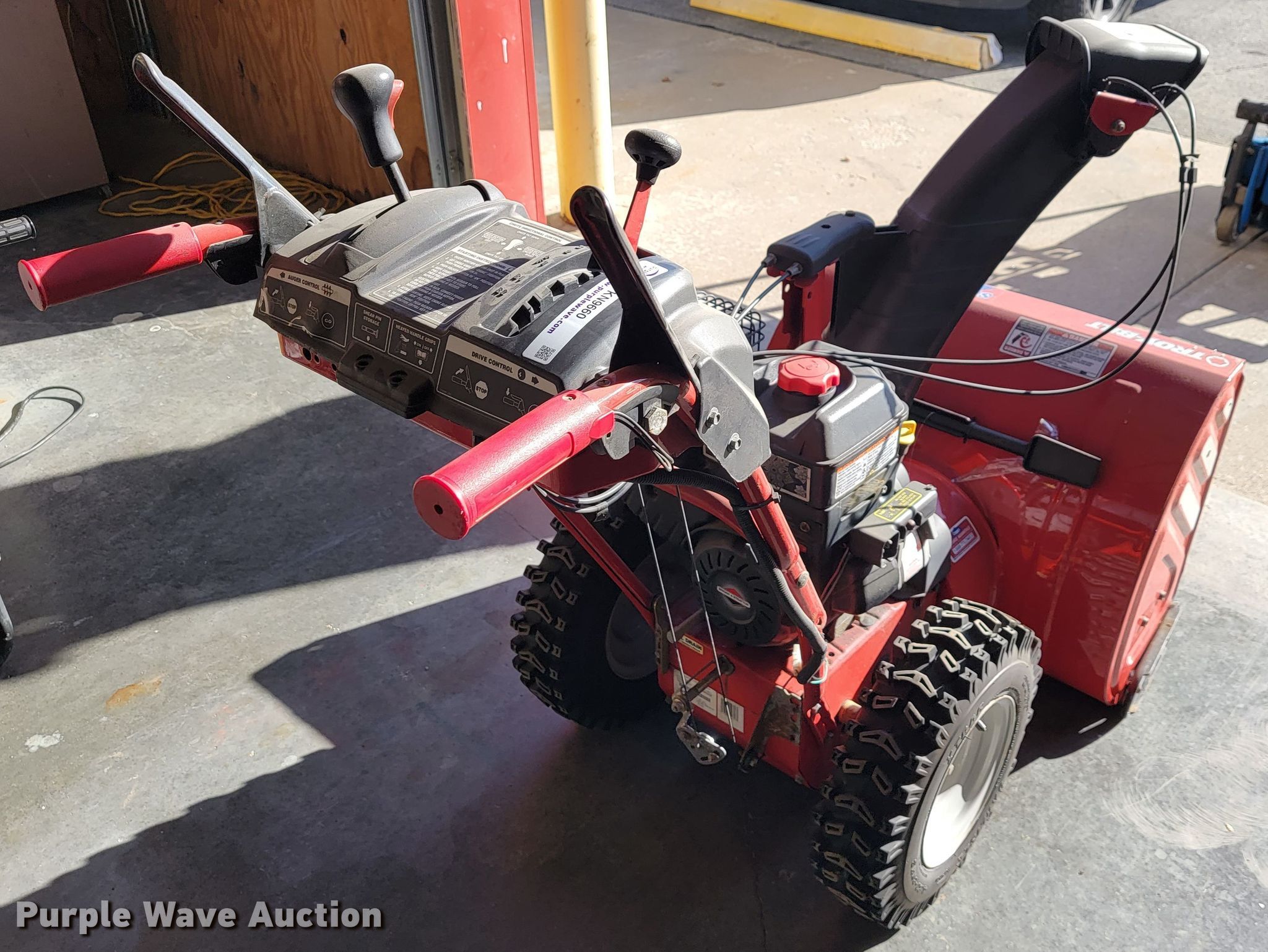 TroyBilt Storm 2840 snowblower in Joplin, MO Item KN9660 sold
