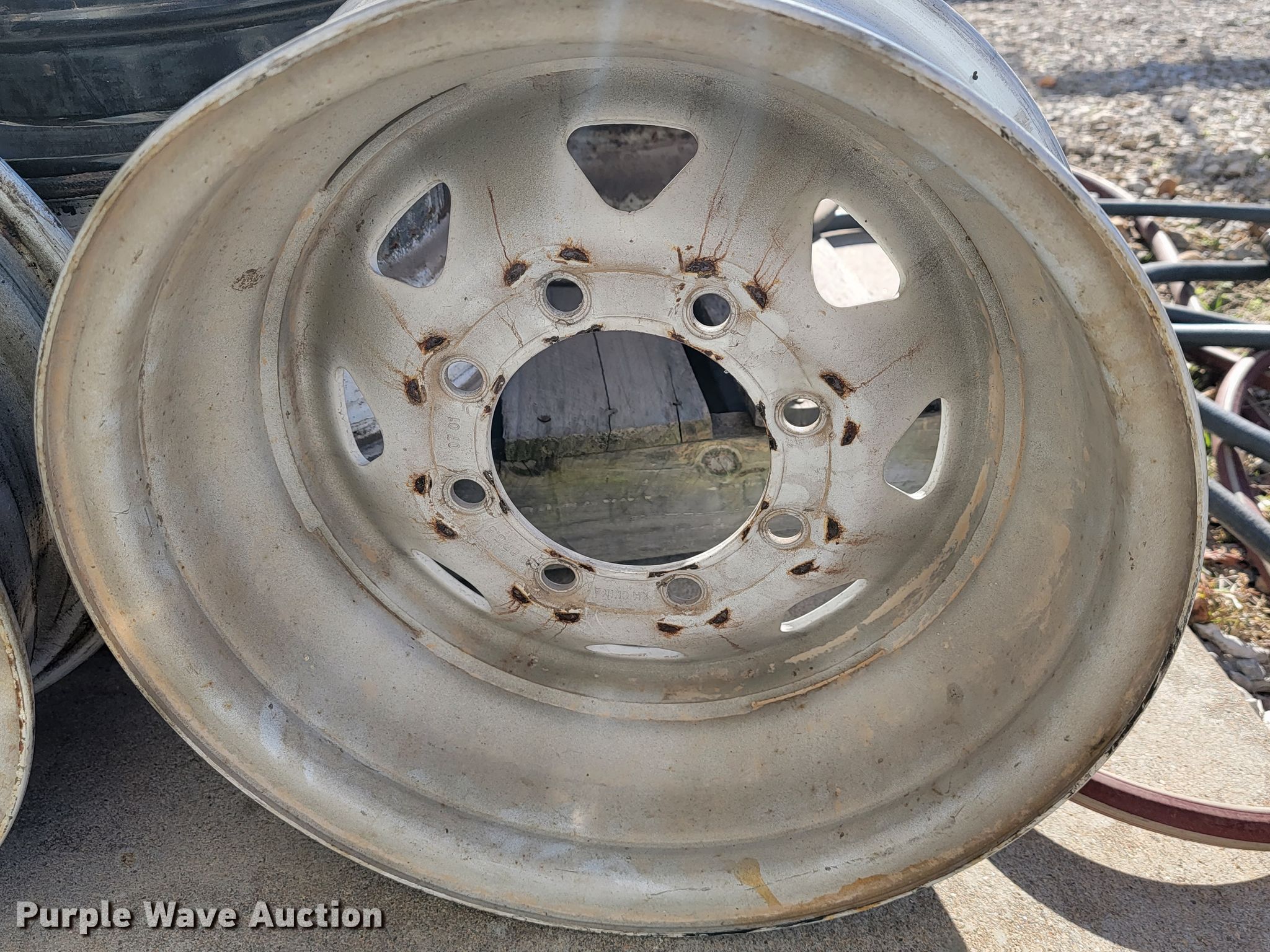 Tires and wheels in Joplin, MO Item KN9674 sold Purple Wave