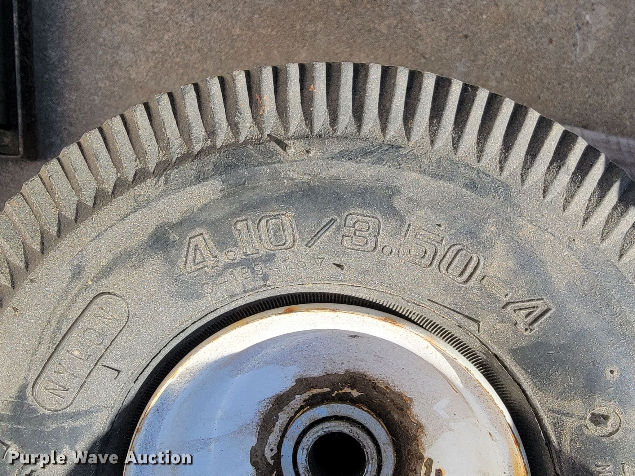 Tires and wheels in Joplin, MO Item KN9674 sold Purple Wave