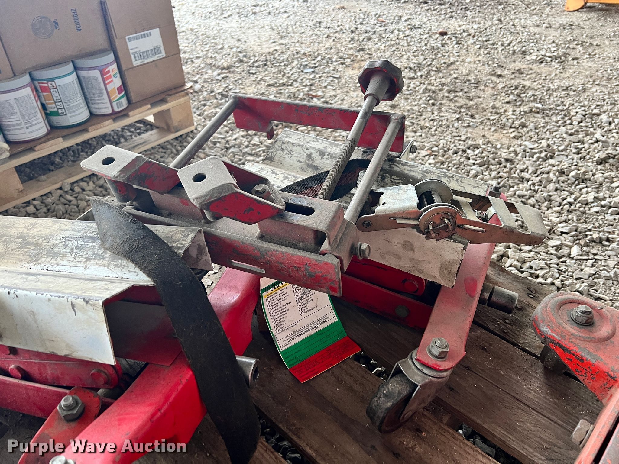 Tools in Joplin, MO Item KN9728 sold Purple Wave