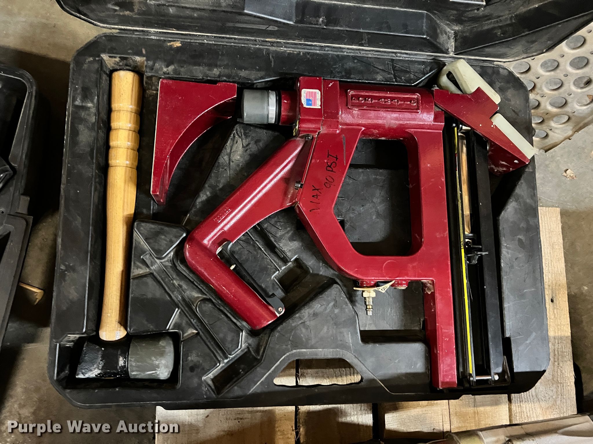 Tools in Joplin, MO Item KN9762 sold Purple Wave