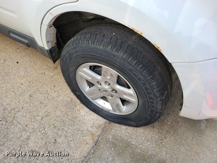 image for item DI6149 2010 Ford Escape  SUV