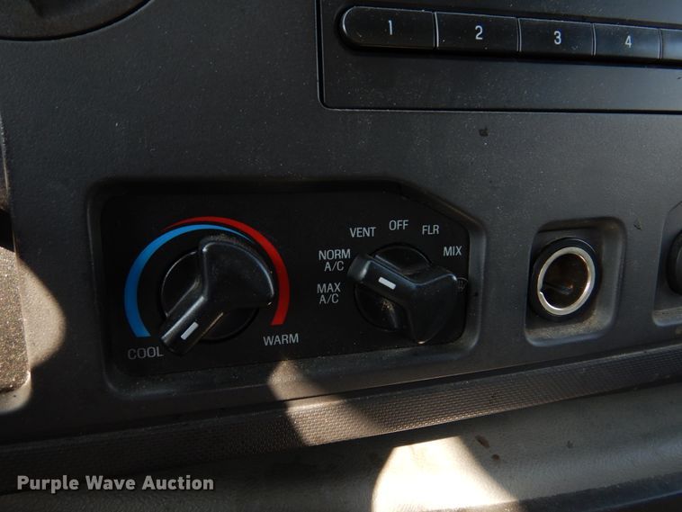 image for item DM5050 2012 Ford E350 Super Duty  van