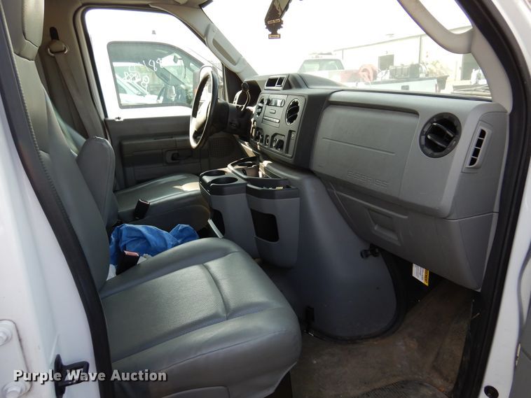 image for item DM5050 2012 Ford E350 Super Duty  van