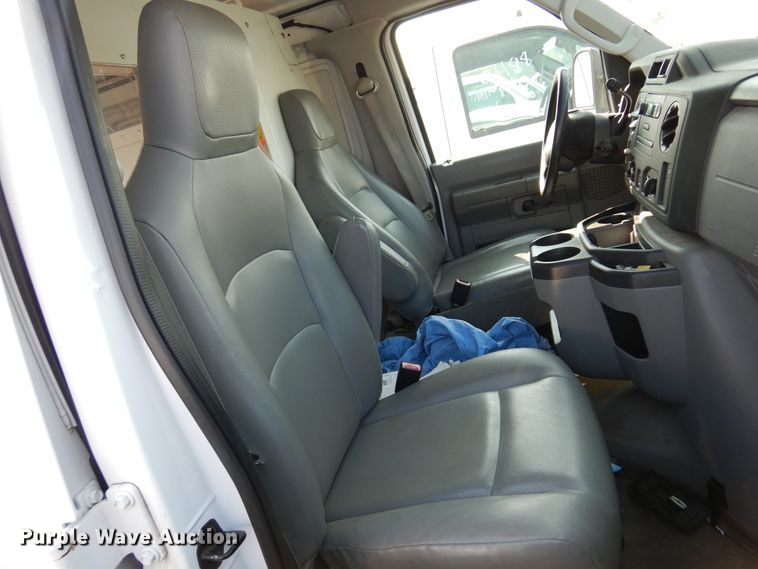 image for item DM5050 2012 Ford E350 Super Duty  van