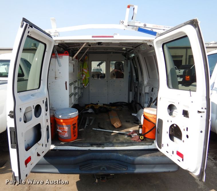 image for item DM5050 2012 Ford E350 Super Duty  van