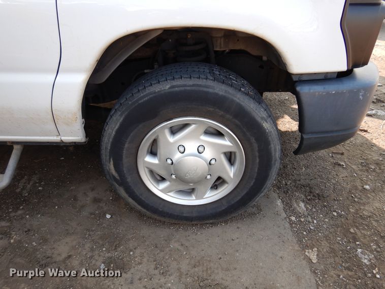 image for item DM5050 2012 Ford E350 Super Duty  van