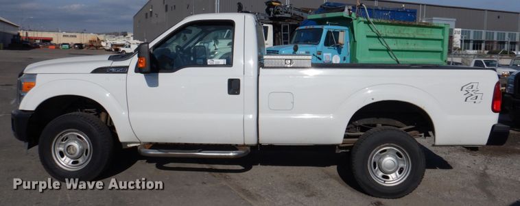 image for item DN2572 2011 Ford F350 Super Duty  pickup truck