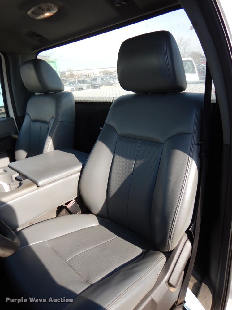 image for item DN2572 2011 Ford F350 Super Duty  pickup truck