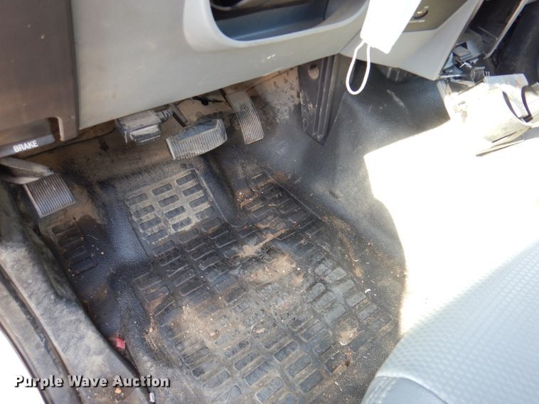 image for item DN2572 2011 Ford F350 Super Duty  pickup truck