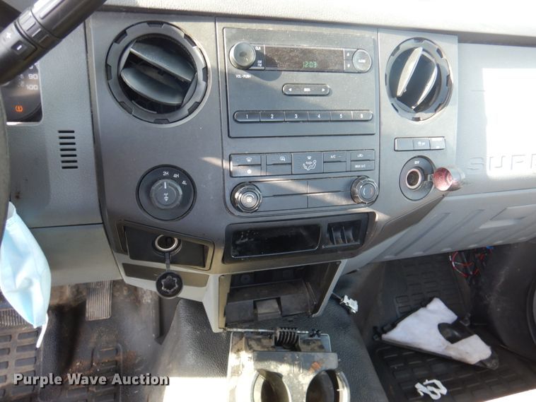 image for item DN2572 2011 Ford F350 Super Duty  pickup truck