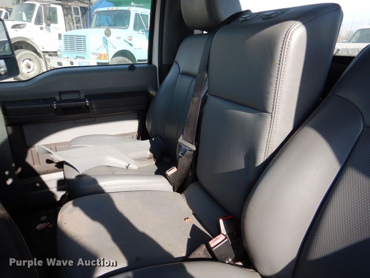 image for item DN2572 2011 Ford F350 Super Duty  pickup truck