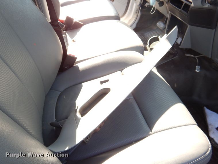 image for item DN2572 2011 Ford F350 Super Duty  pickup truck