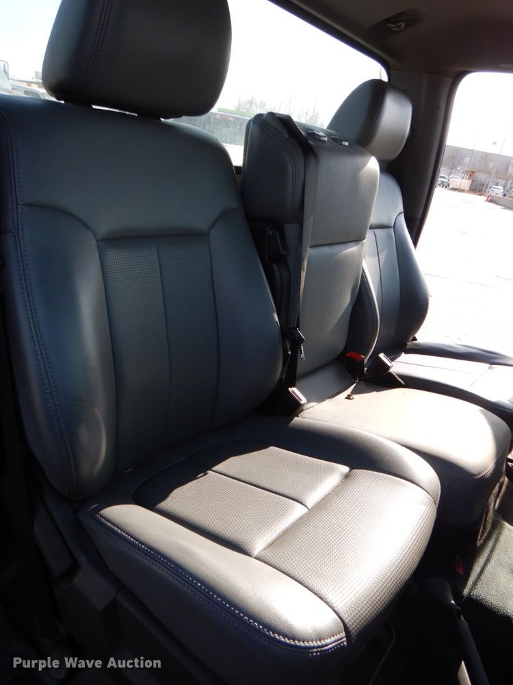 image for item DN2572 2011 Ford F350 Super Duty  pickup truck