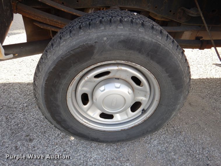 image for item DN2572 2011 Ford F350 Super Duty  pickup truck